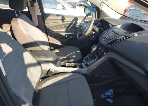 2013 Ford Escape Se z USA, uszkodzony, nr VIN 1FMCU0GXXDUC98717